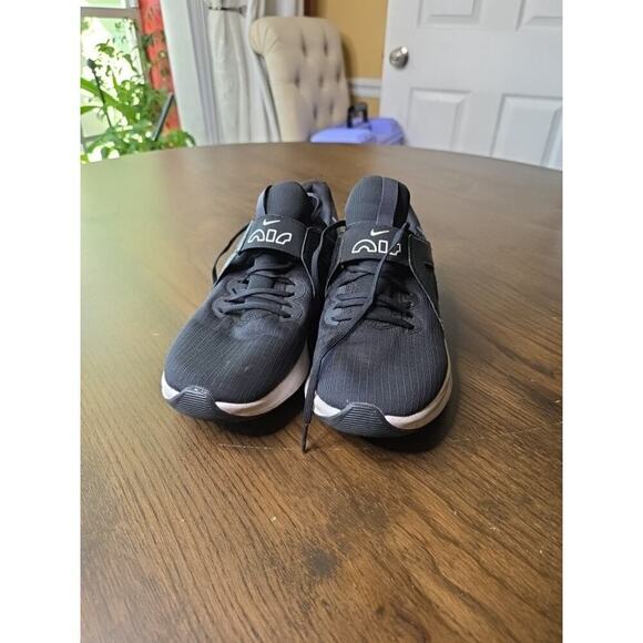 Nike Air Max Bella TR 5 Black Dark Smoke Grey Size 8.5 womens - Picture 3 of 16